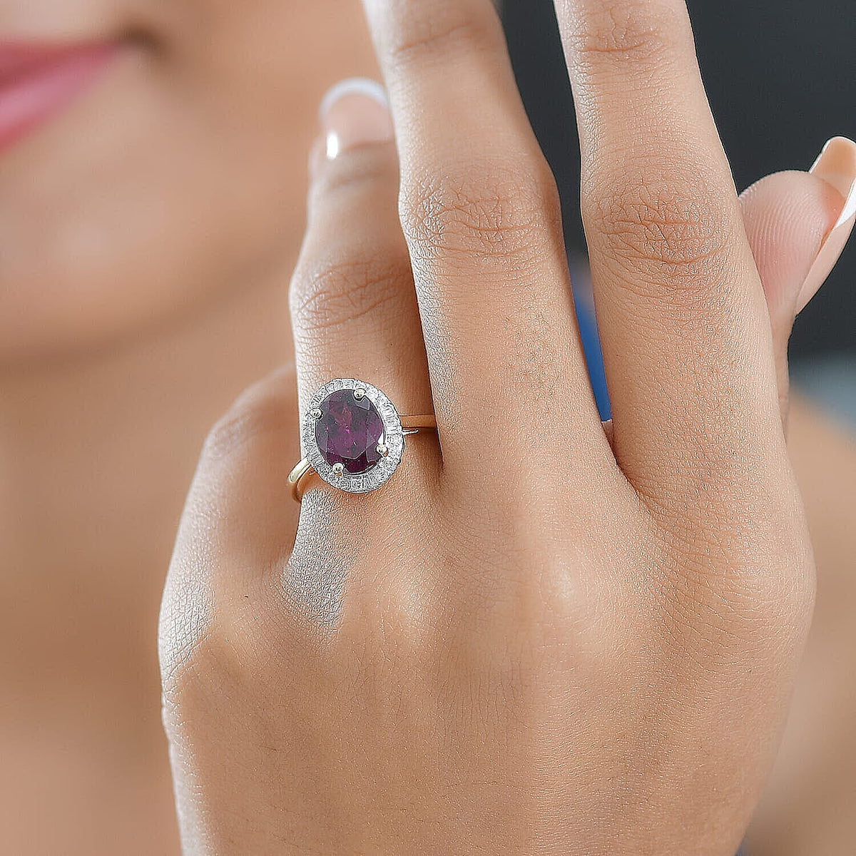 Luxoro 10K Yellow Gold AAA Radiant Ember Garnet, White Diamond I2 Main Stone With Surrounding Stone Ring, Gold Wt.3 Gms  3.327  Ct. 8299484 2