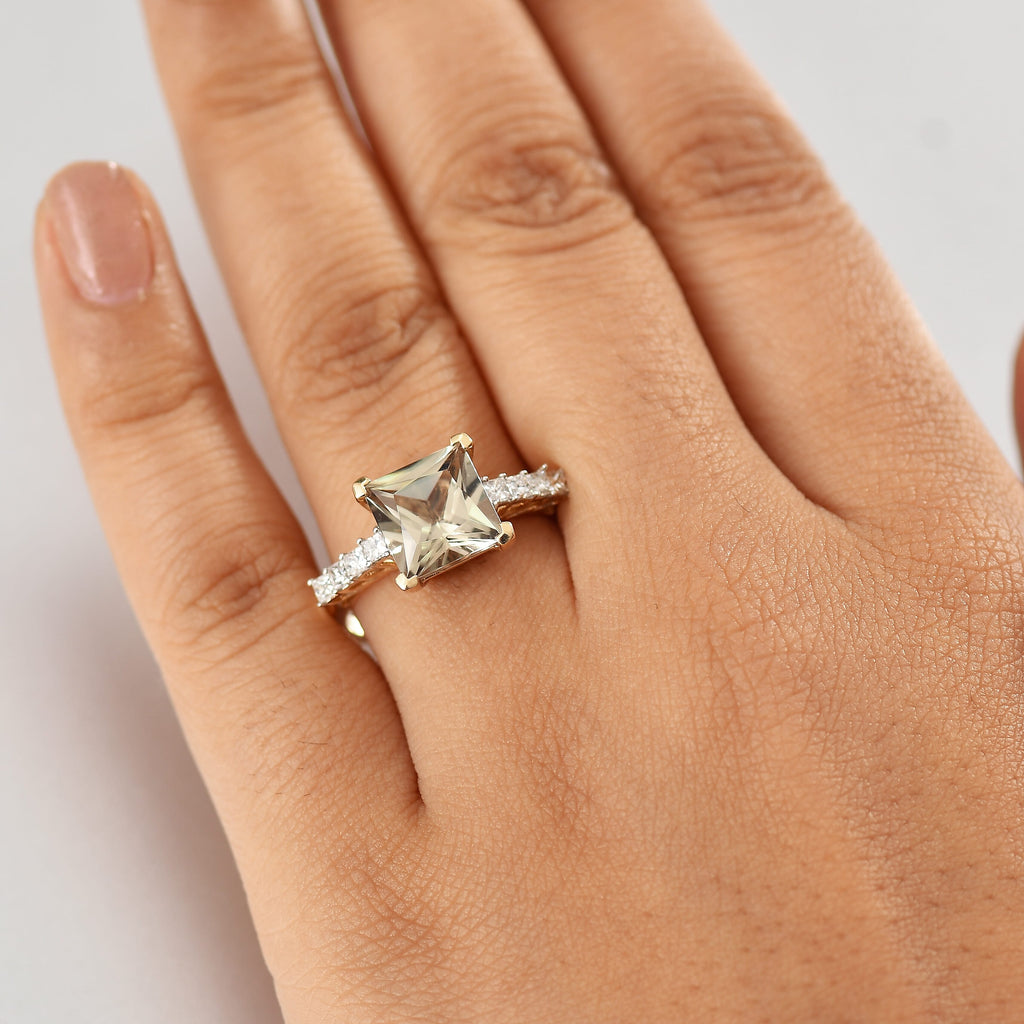Luxoro 14K Yellow Gold AAA Turkizite, White Diamond I2 Main Stone With Side Stone Ring, Gold Wt.3.76 Gms  4.738  Ct.