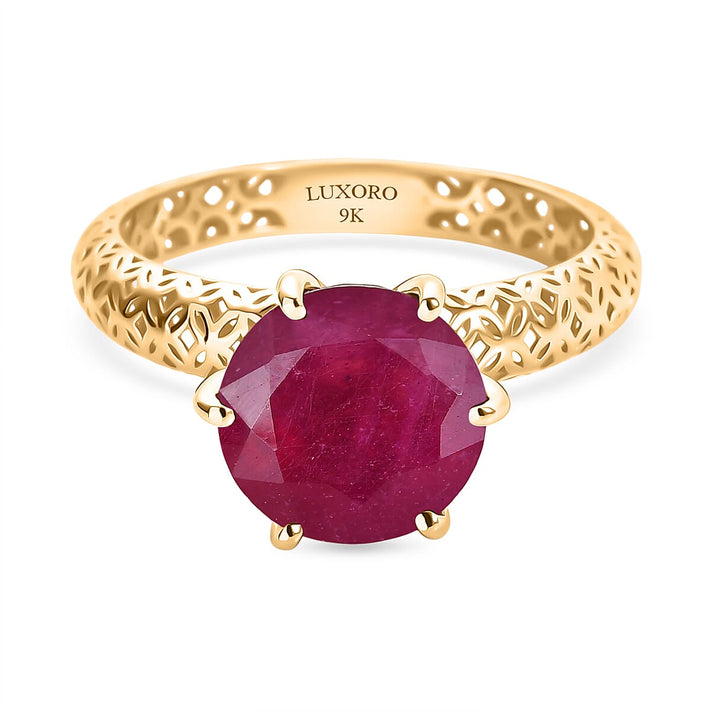 Luxoro 4.65 Ct. AAA African Ruby Solitaire Ring in 9K Yellow Gold 8342088 1