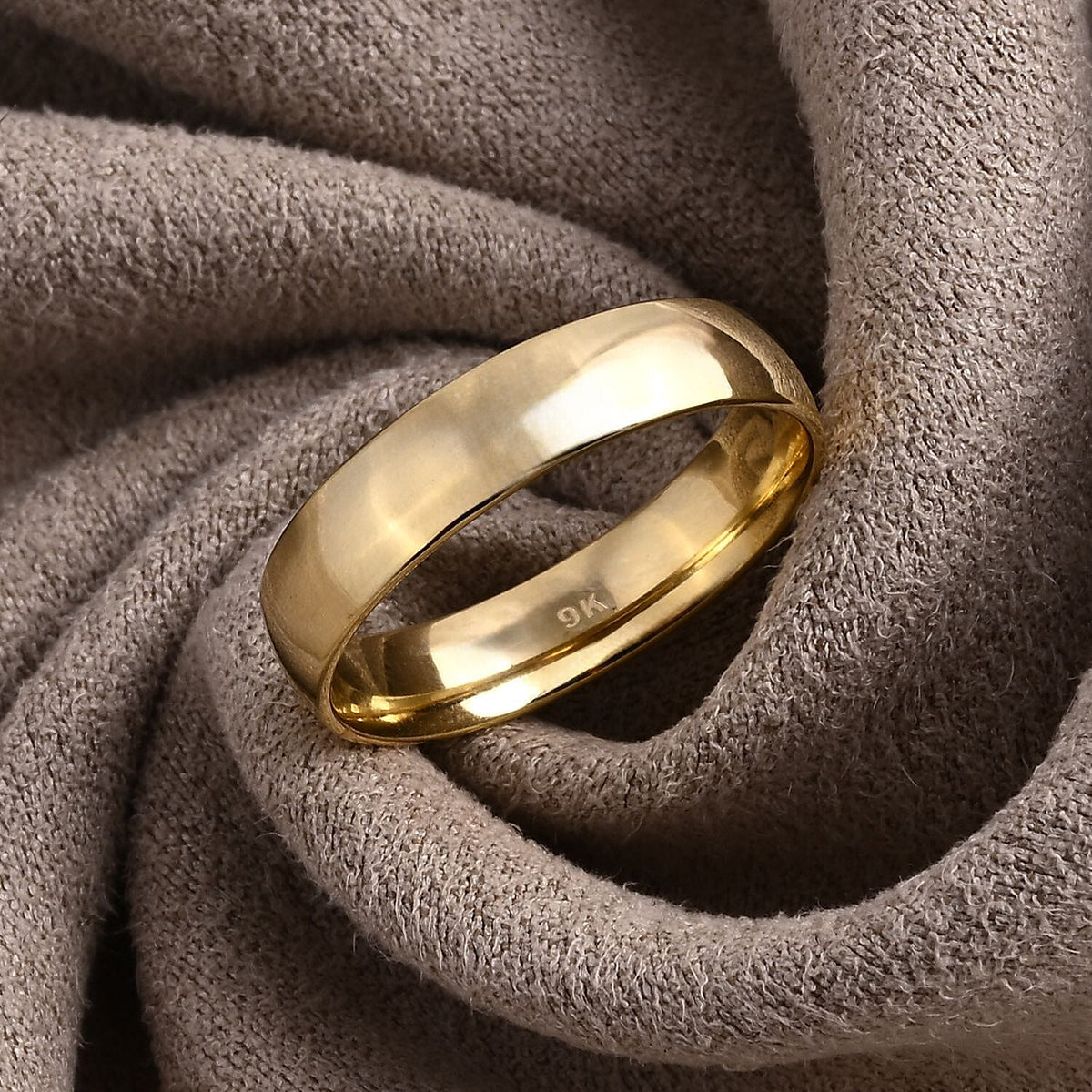 Pick Of The Show - 9K Yellow Gold Bold Band Ring 8265584 1