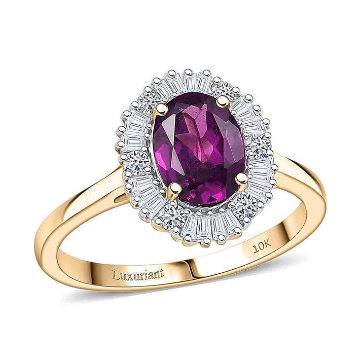 Certified &amp; Appraised LUXURIANT 1.80 Ct. AAA Radiant Ember Garnet, Lab Grown Diamond Halo Ring in 10K Yellow Gold 8284275 1