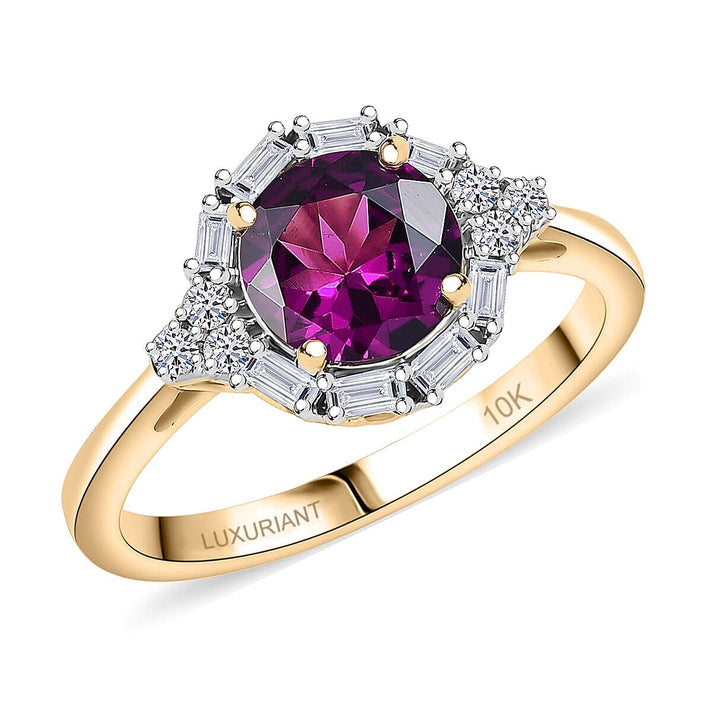 Certified &amp; Appraised LUXURIANT 1.5 Ct. AAA Radiant Ember Garnet, Lab Grown Diamond Halo Ring in 10K Yellow Gold 8284704 1