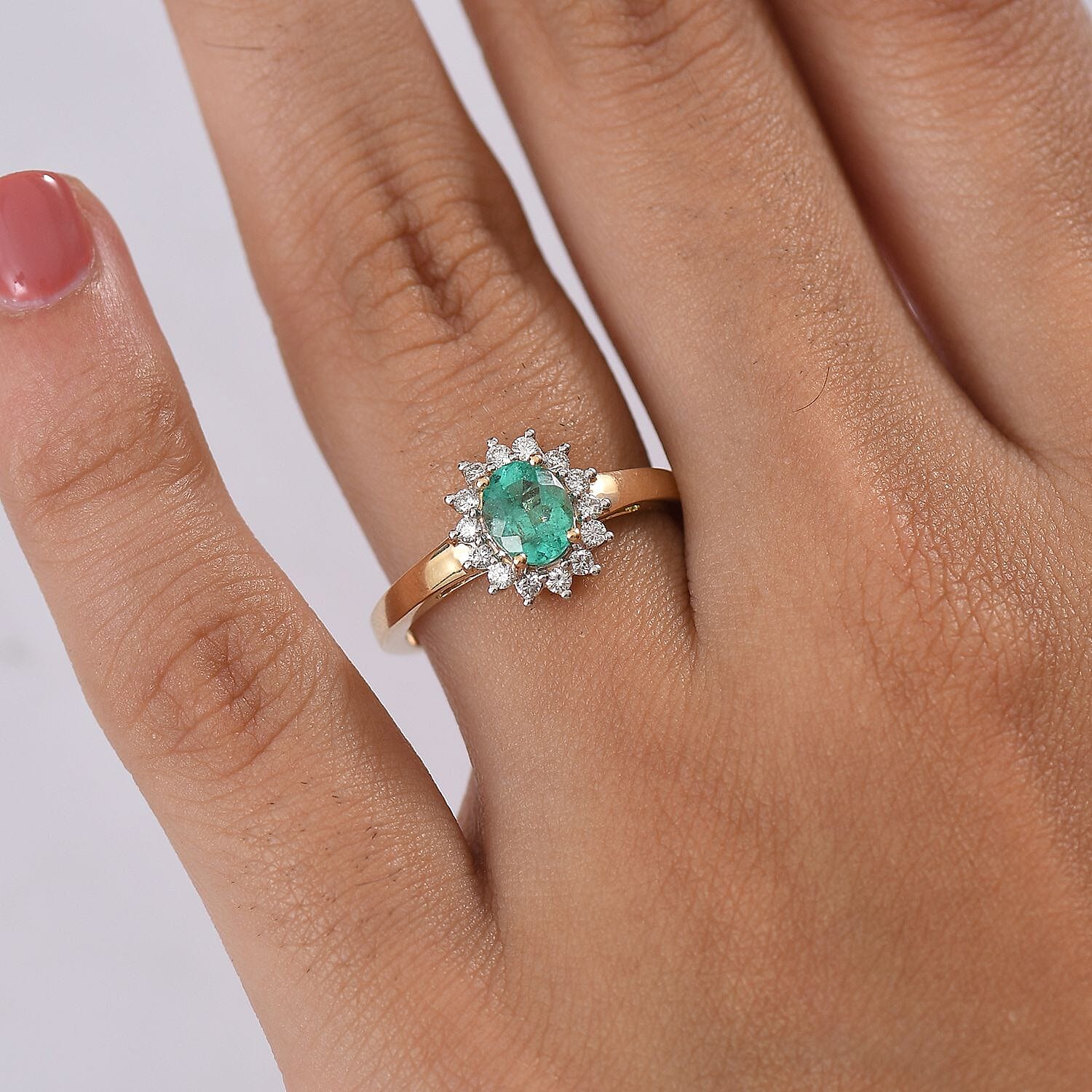 Luxuriant 14K Yellow Gold AAA Colombian Emerald &amp; Lab Grown Diamond (VS/EF) Ring 1.00 Ct. V32514674 3