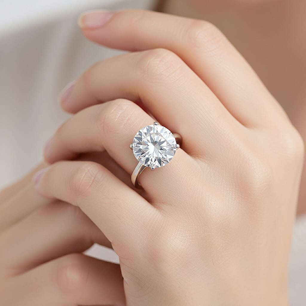 Luxuriant 950 Platinum IGI Certified Lab Grown Diamond (VS-2F) Ring 10.07 Ct, Platinum Wt. 9.59 Gms.