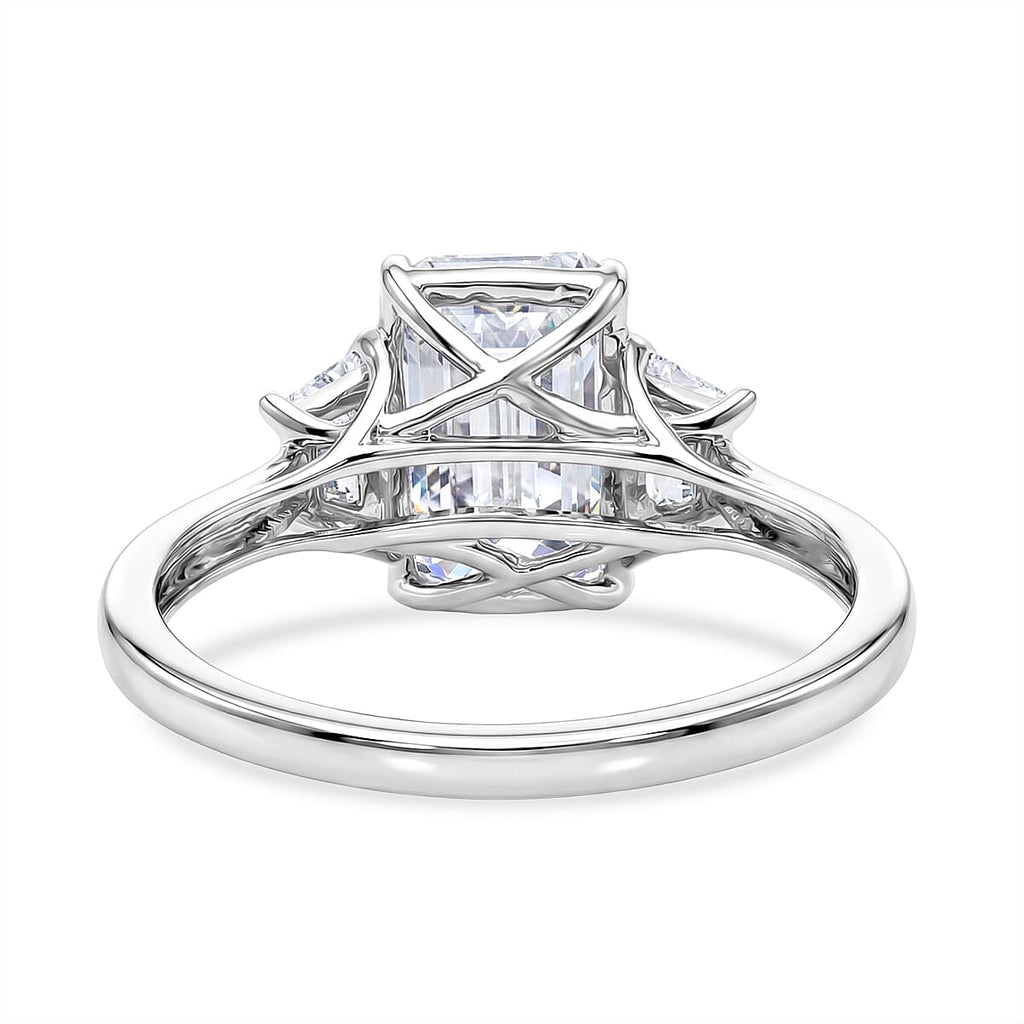 Luxuriant 950 Platinum IGI Certified VS-EF Emerald Cut Lab Grown Diamond Ring 3.00 Ct,