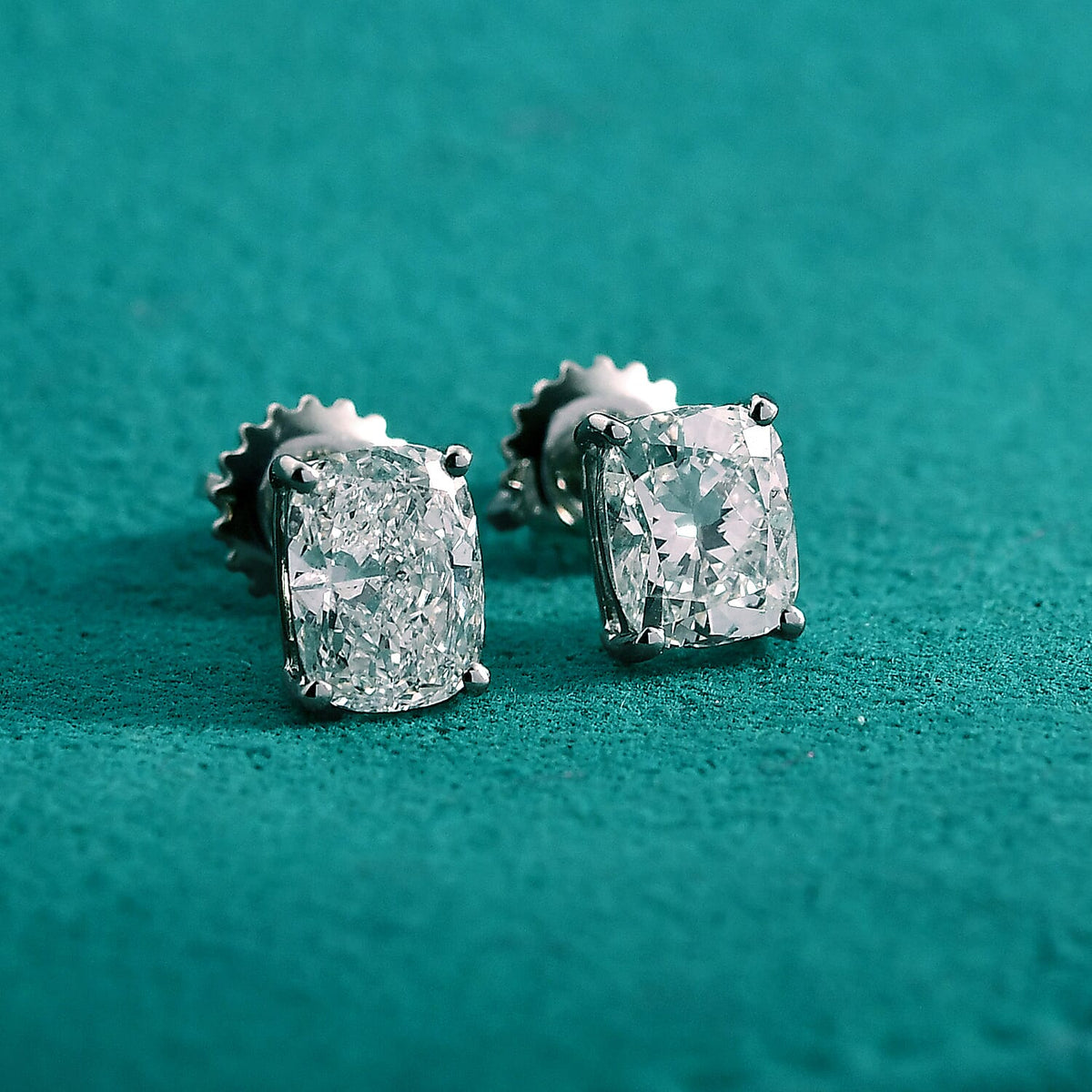 LUXURIANT 2.03 Ct. Lab Grown Diamond Cushion-Cut Solitaire Stud Push Post Earring in 950 Platinum IGI Certified (VS-EF) 8260820 2