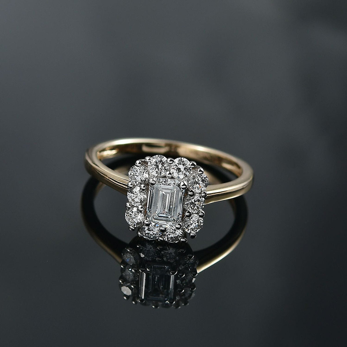 LUXURIANT 1.03 Ct. Lab Grown Diamond Halo Ring in 9K Yellow Gold SGL Certified VS-G/H 8156520 2