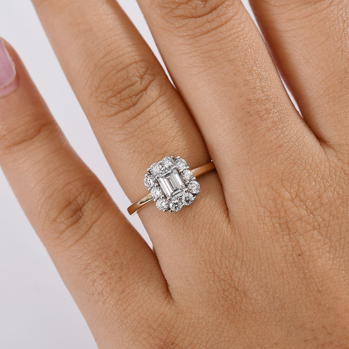 LUXURIANT 1.03 Ct. Lab Grown Diamond Halo Ring in 9K Yellow Gold SGL Certified VS-G/H 8156520 3