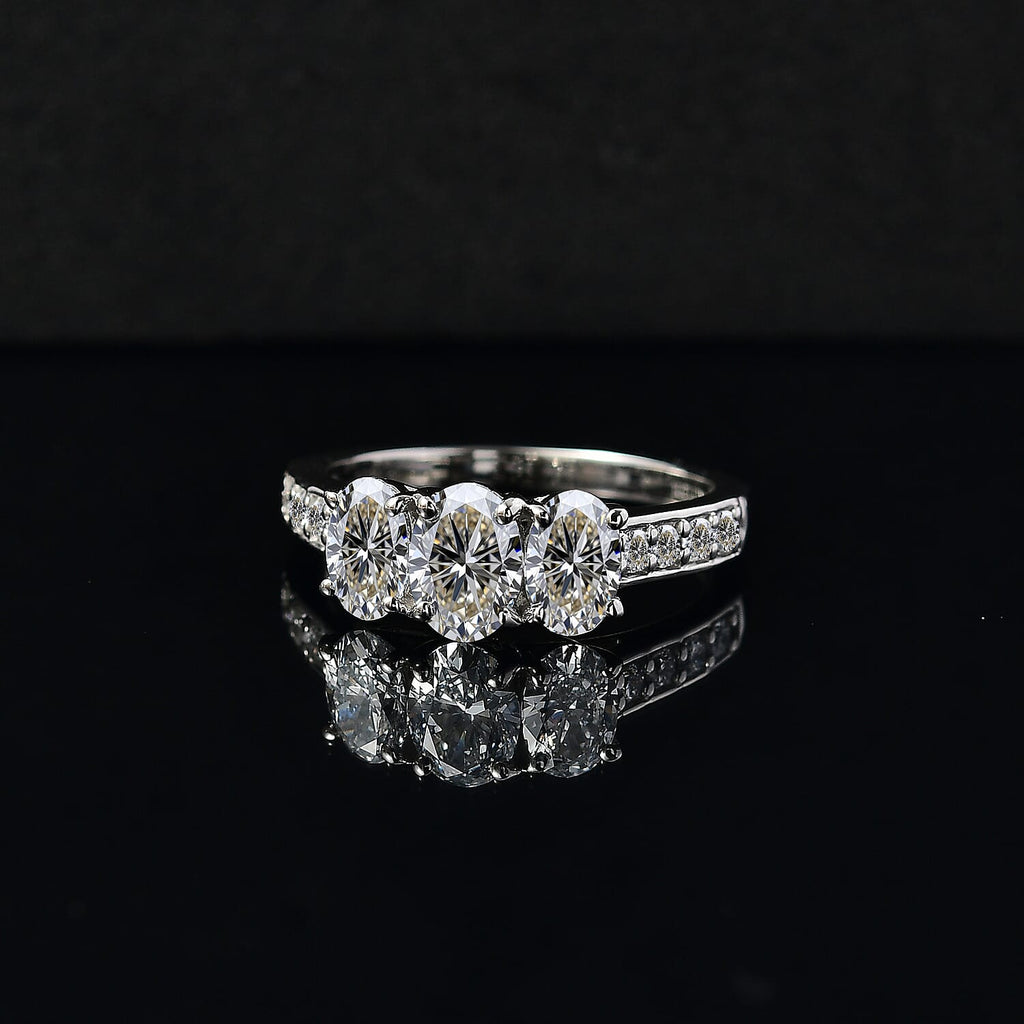 Luxuriant - 950 Platinum SGL Certified Lab Grown Diamond (VS-EF) Ring 2.09 Ct, Platinum Wt. 5.90 Gms.