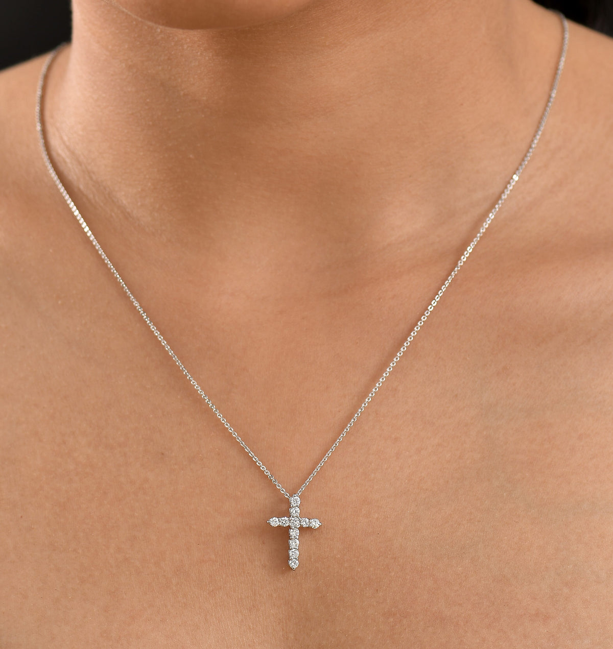 LUXURIANT 0.5 Ct. Lab Grown Diamond Cross Pendant in 950 Platinum SGL Certified 8097339 3