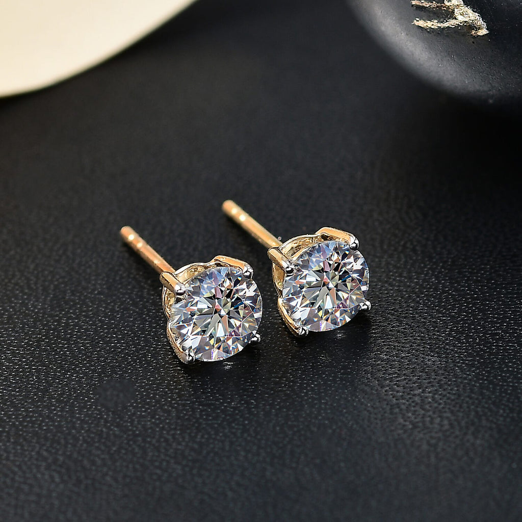 Luxuriant Diamond  9K Yellow Gold  VS   Lab Grown Diamond  EF, VS Solitaire Stud Push Post Earring 1.54 ct,  Gold Wt. 0.86 Gms  1.544  Ct.