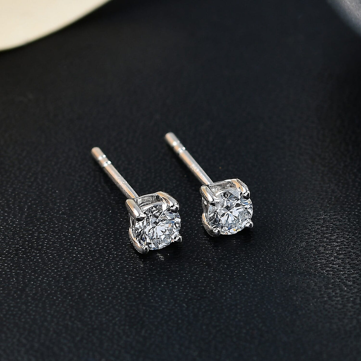 LUXURIANT 9K White Gold SGL Certified Lab Grown Diamond (VS-E/F) Solitaire Stud Push Back Earrings 0.50 Ct. 7955479 2