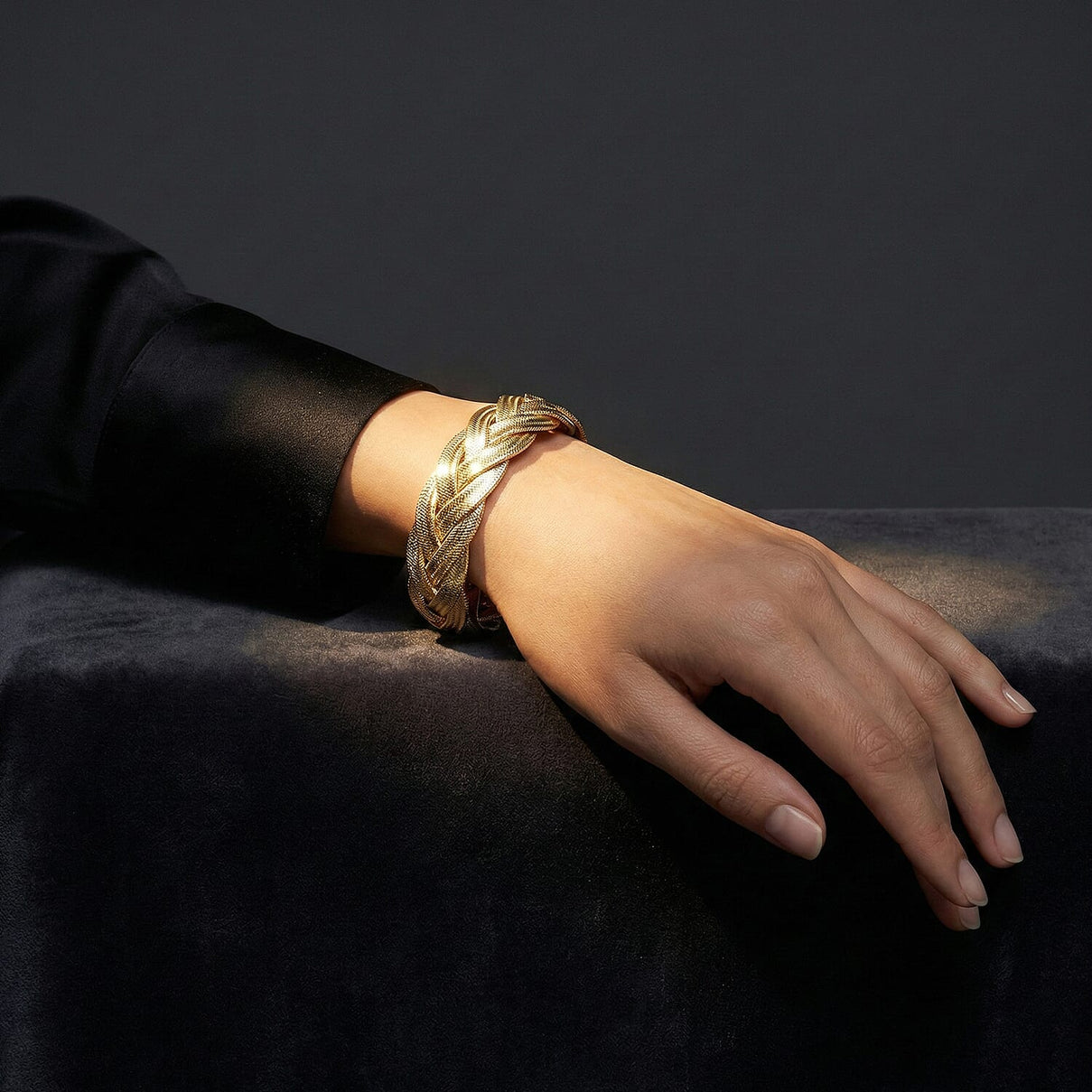 Maestro Collection - 9K Yellow Gold 15.8MM Stretchable Bangle 7.5 Inch 8319328 5