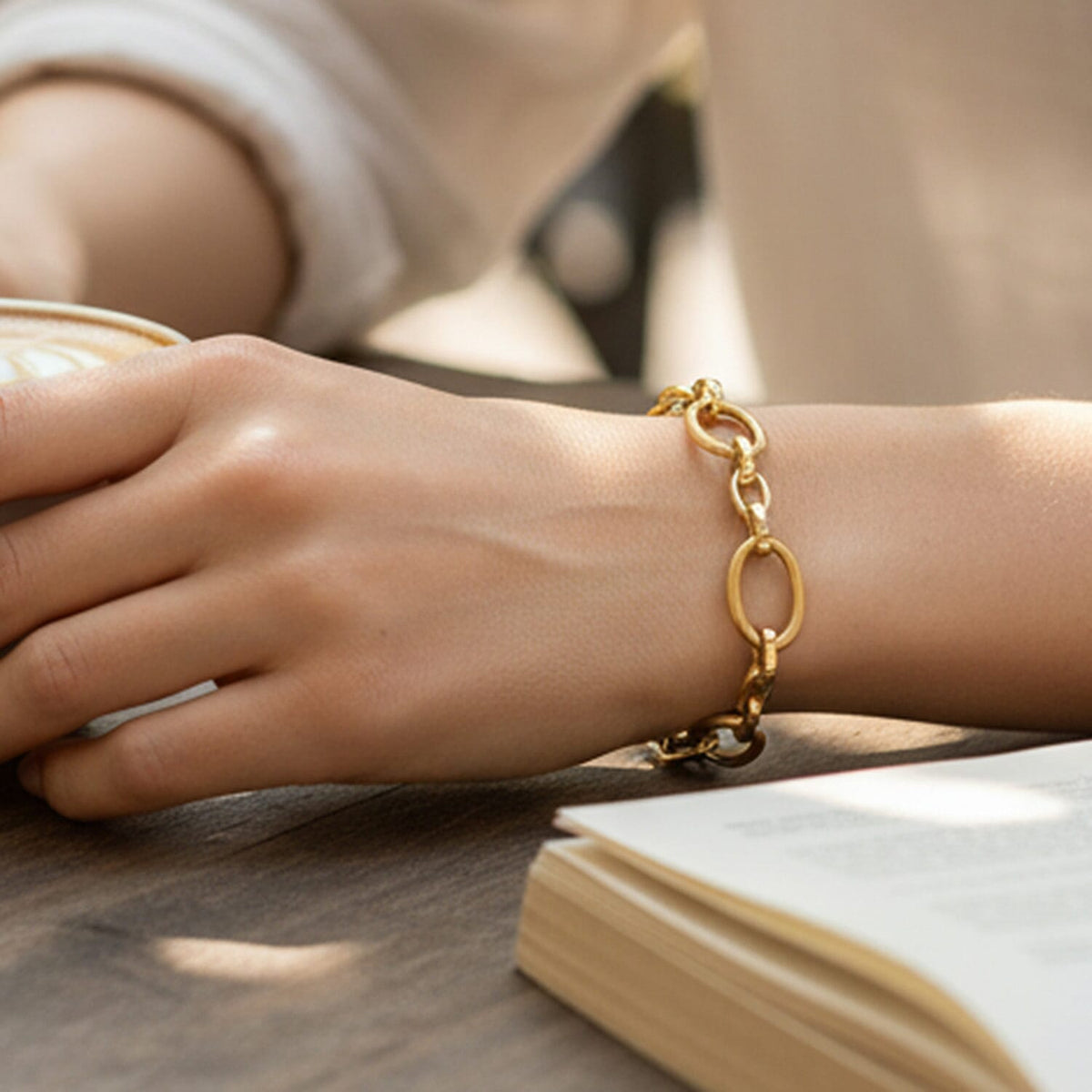 Maestro Collection - 9K Yellow Gold 9.5MM Link Bracelet (Size 7.5) 8289071 2