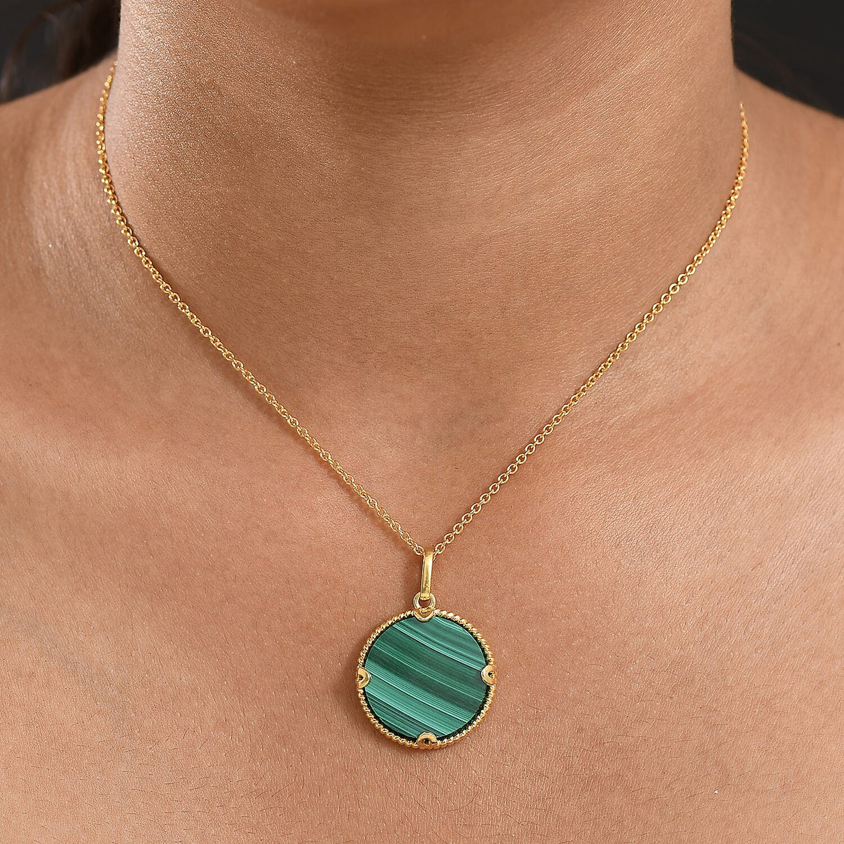 Malachite Pendant with Chain (Size 20) in Yellow Gold Plated 16.31 Ct. 4417072 2