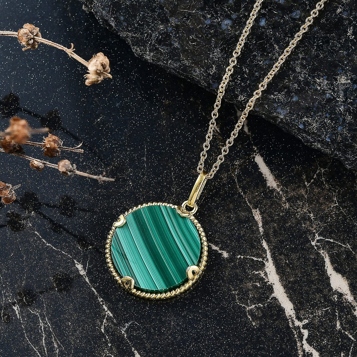 Malachite Pendant with Chain (Size 20) in Yellow Gold Plated 16.31 Ct. 4417072 3
