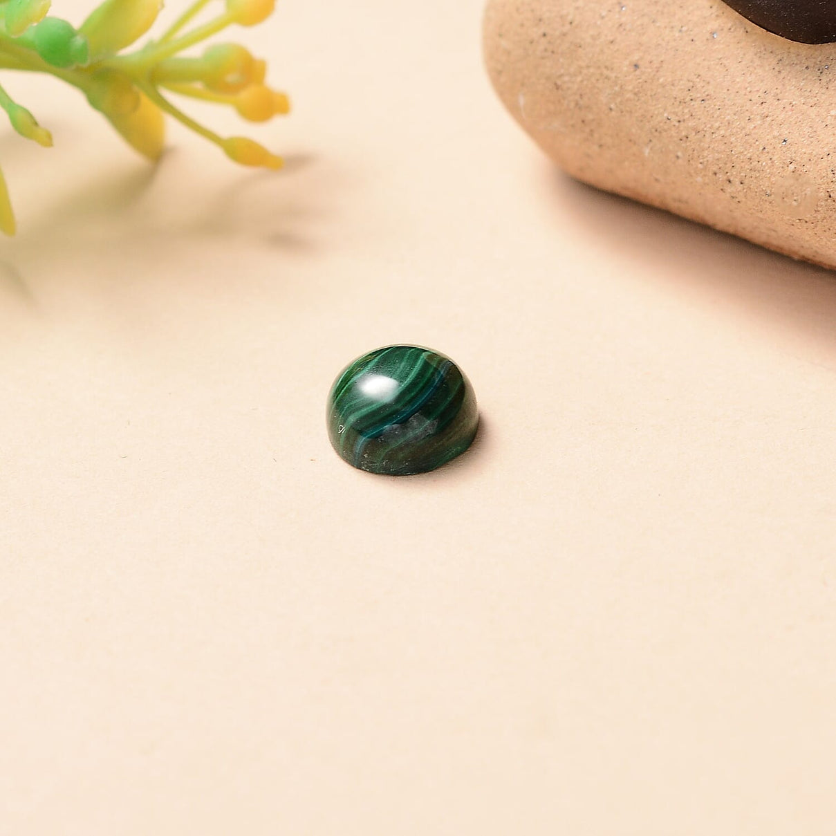Malachite Round 8 mm Gemstone, 2.36 Ct 8511651 2