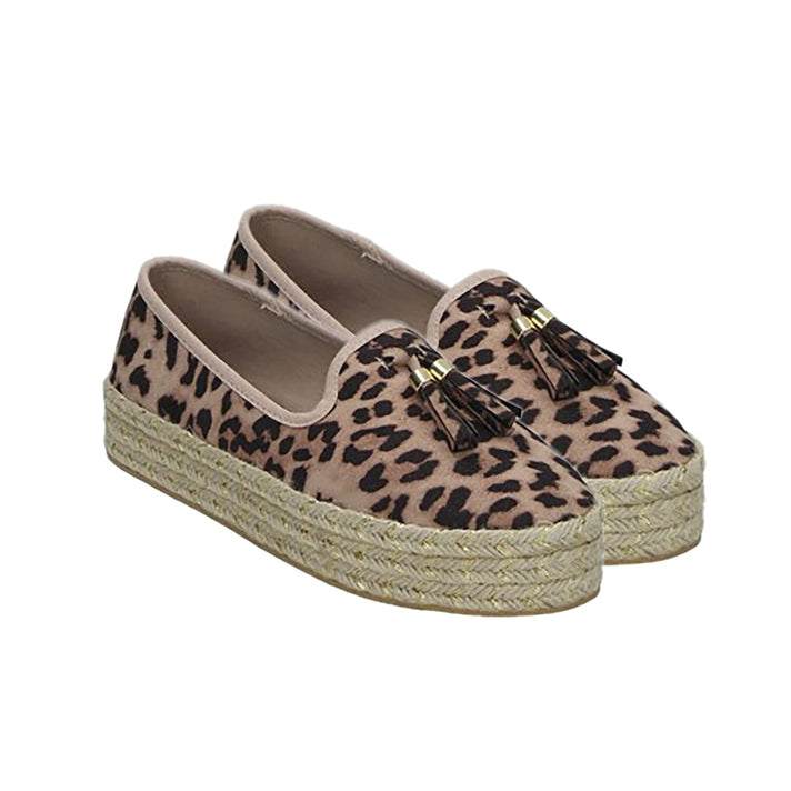Manchester Closeout Deal Wedge Canvas Women's Leopard Shoe 6908022 1
