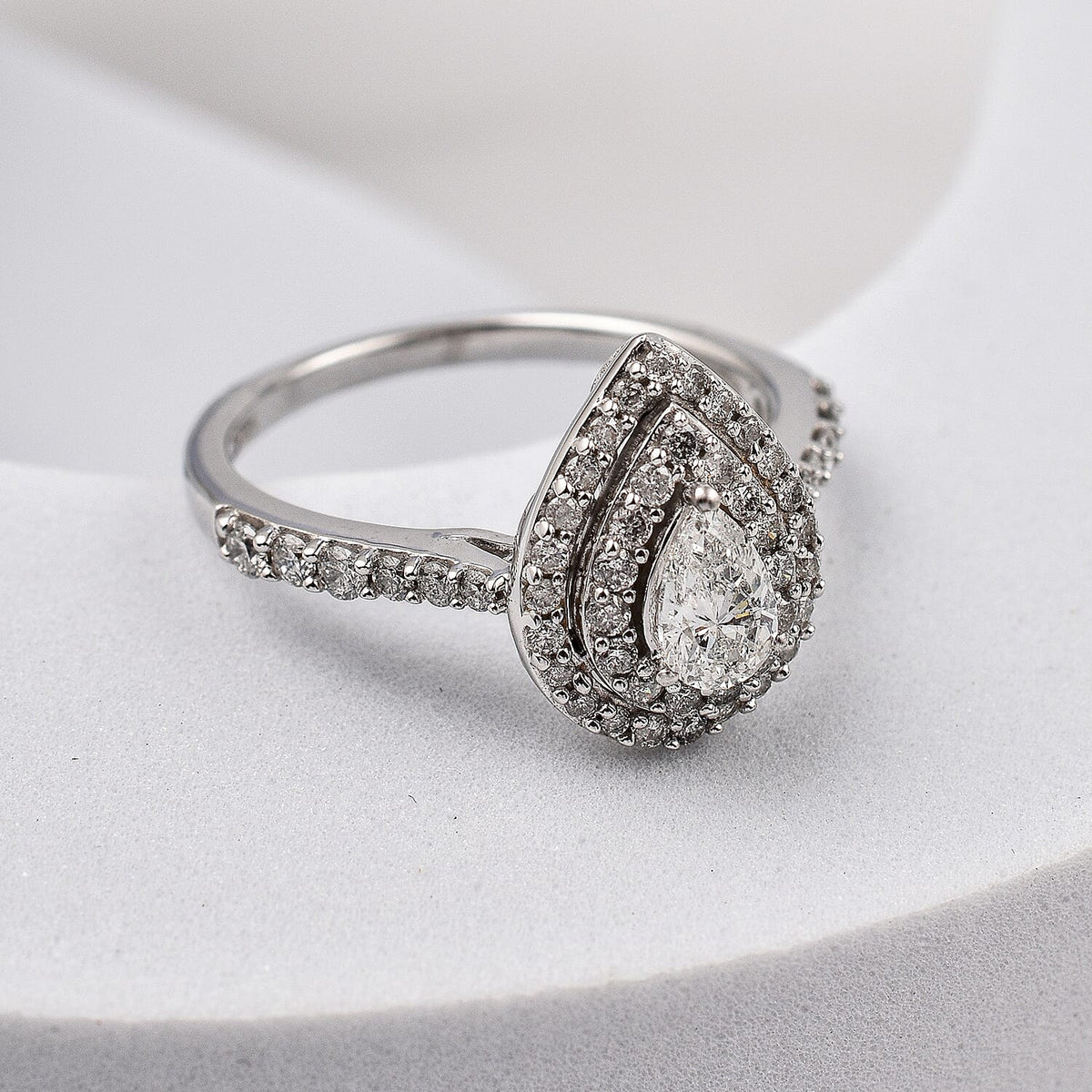 Manhattan Close Out Deal - 14K White Gold Diamond (SI-I1-G-H) Ring 0.75 Ct 7563932 1