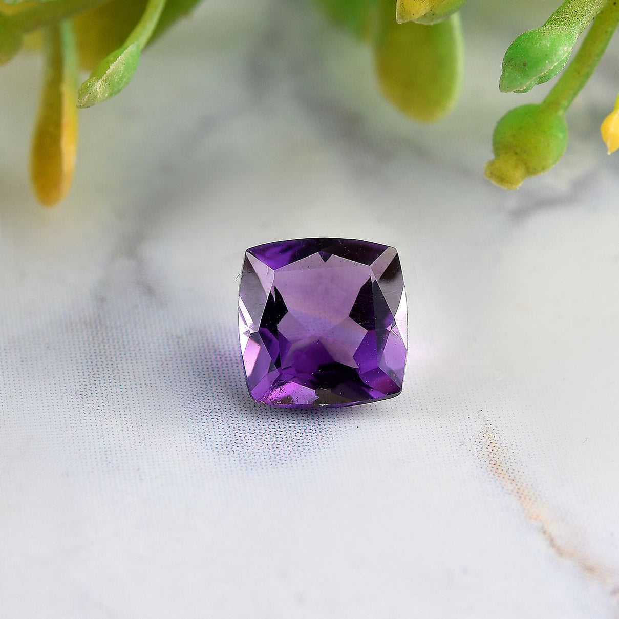 Mashamba Amethyst Loose Gemstone in Cushion Shape (6x6mm) 7778418 1