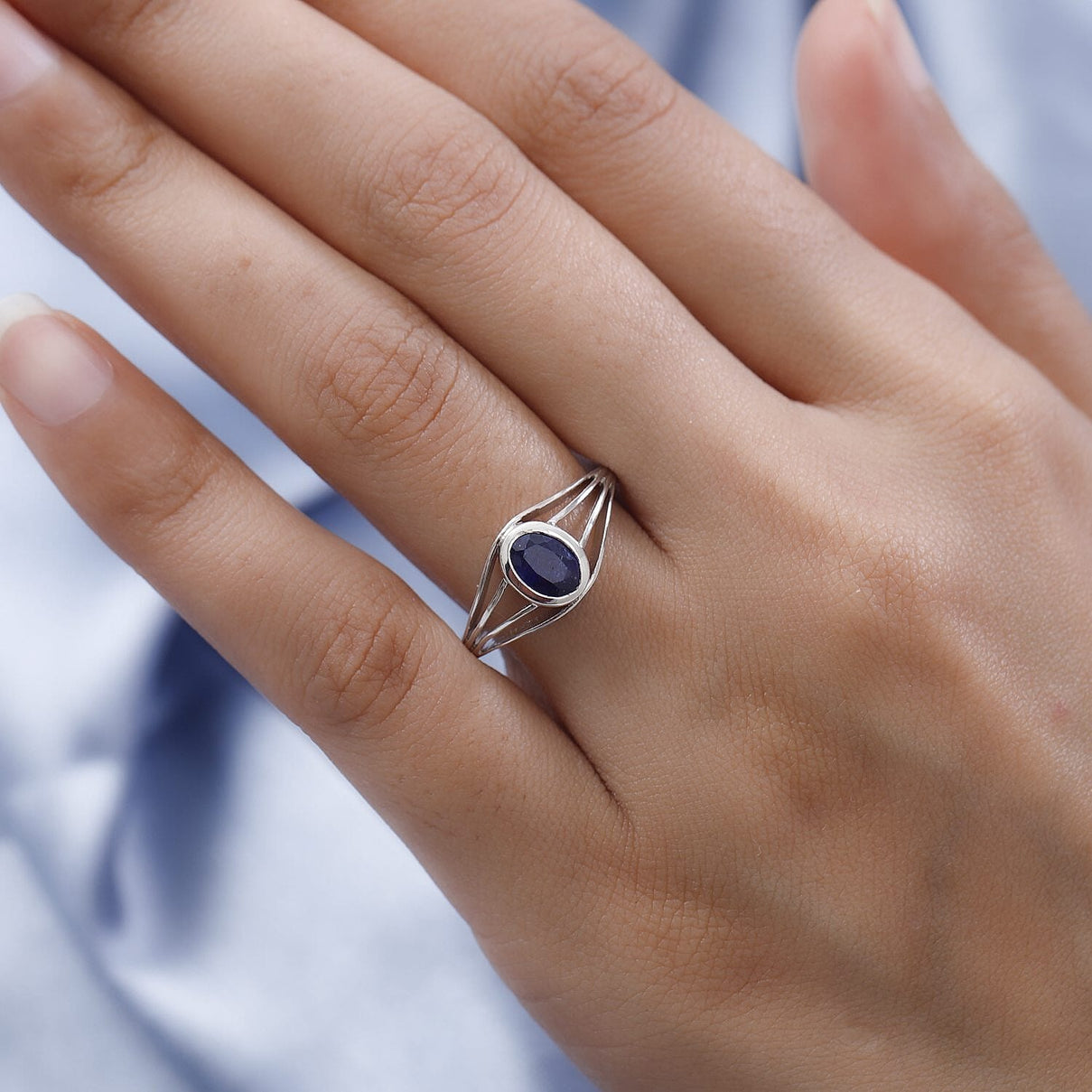 Masoala Sapphire Solitaire Ring in Platinum Overlay Sterling Silver 1.22 Ct. 7471575 8