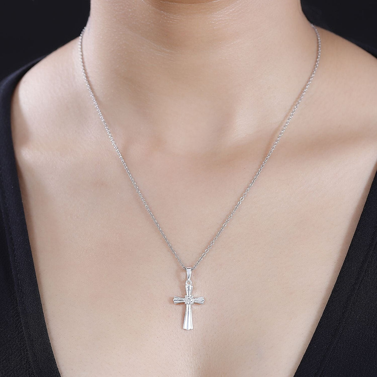 Moissanite Cross Pendant with Chain (Size 20) in Silver Tone 4300898 2