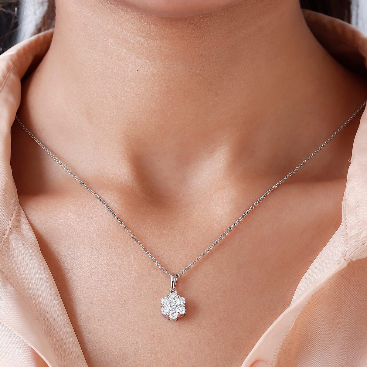 Moissanite Floral Pendant in Platinum Plated Sterling Silver 1.18 Ct. 8853501 2
