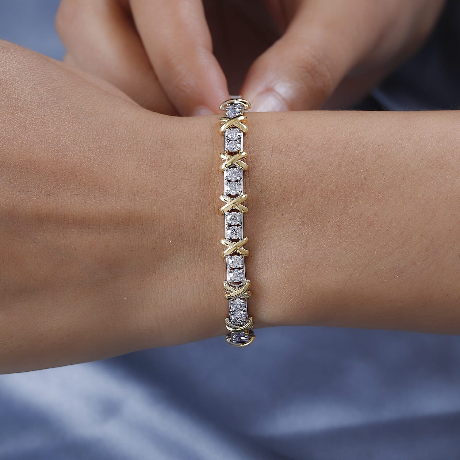 The Moissanite Kiss Tennis Bracelet (Size - 7) in 18K Gold Vermeil &amp; Platinum Plated Sterling Silver, Silver Wt 11.00 Gms 7549097 3
