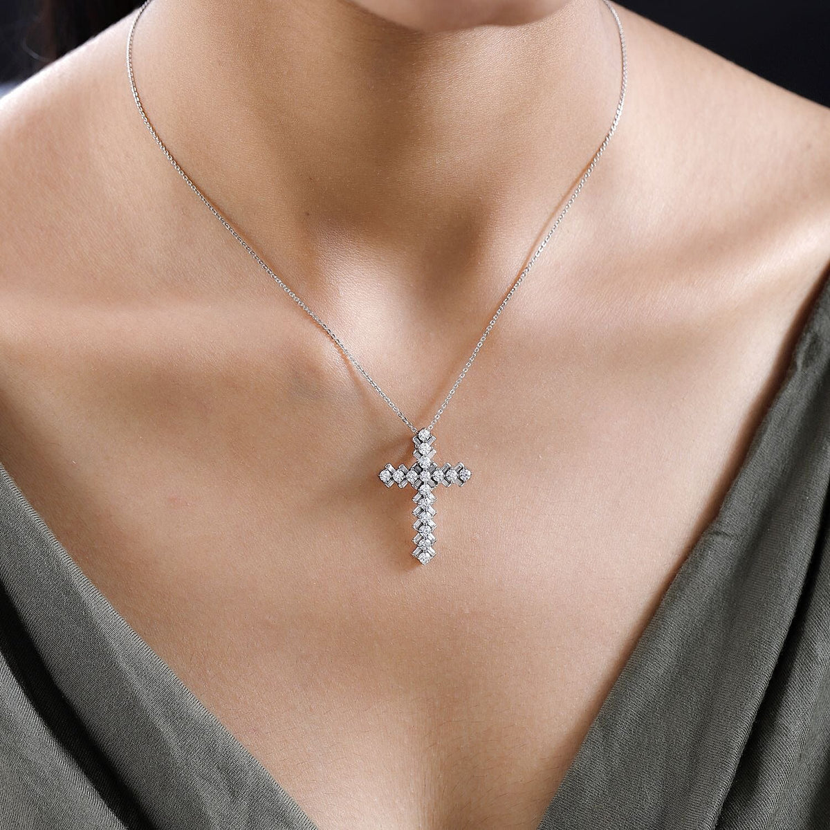 Moissanite Pendant with Chain (Size 20) in Platinum Overlay Sterling Silver 3.30 Ct 4156097 2