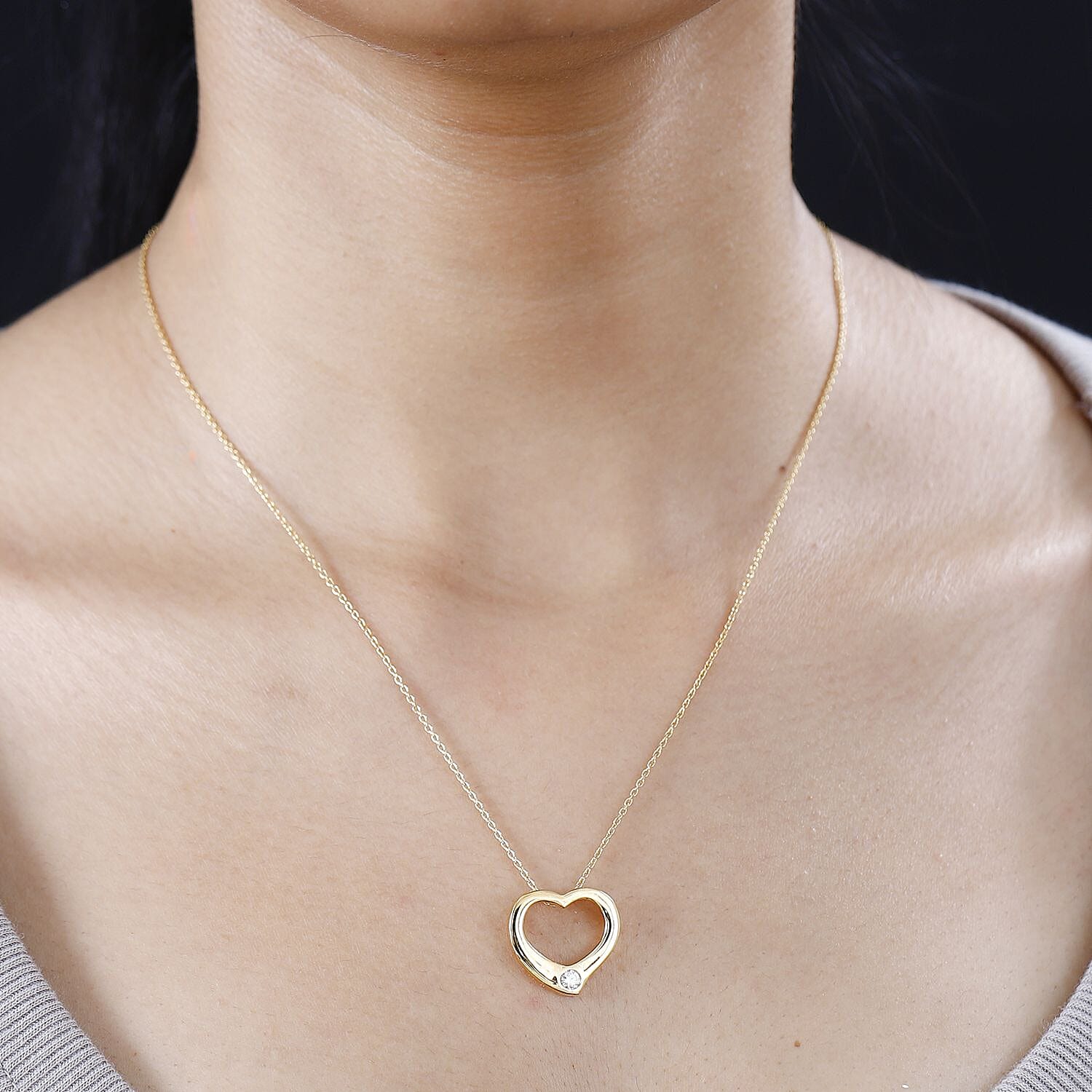 Moissanite Heart;Solitaire;Belcher pendant in 18K Yellow Gold Vermeil Sterling Silver 4267860 2
