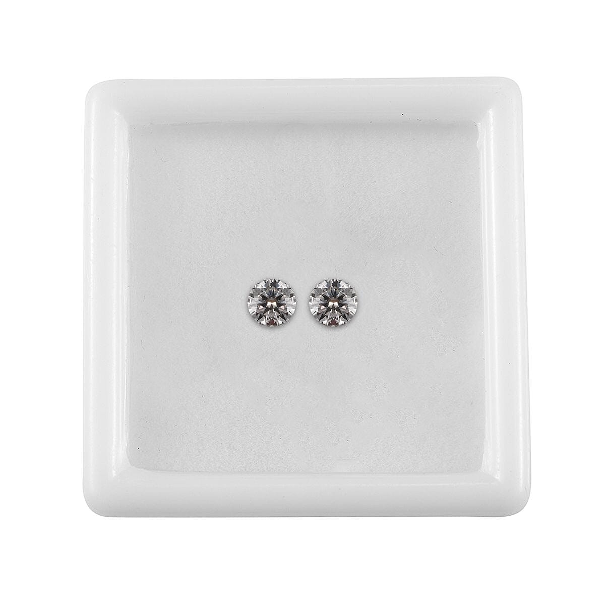 Set of 2 Moissanite Loose Gemstones in Round Shape (4mm) 7932416 4