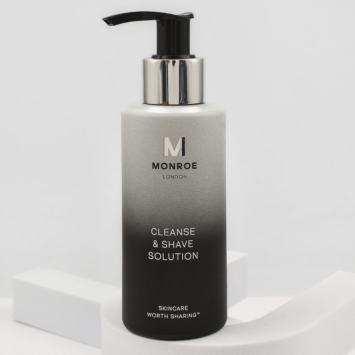 Monroe- Cleanse &amp; Shave Solution - 100 ml 8847810 1