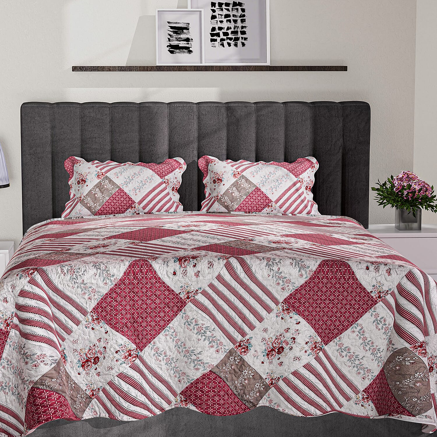 Monster Deal - Microfiber Quilt Set of 3 - Patchwork Printed Quilt (Size 200x200 Cm) and 2 Pillow Covers (Size 70x50 Cm) - Red 8892306 2