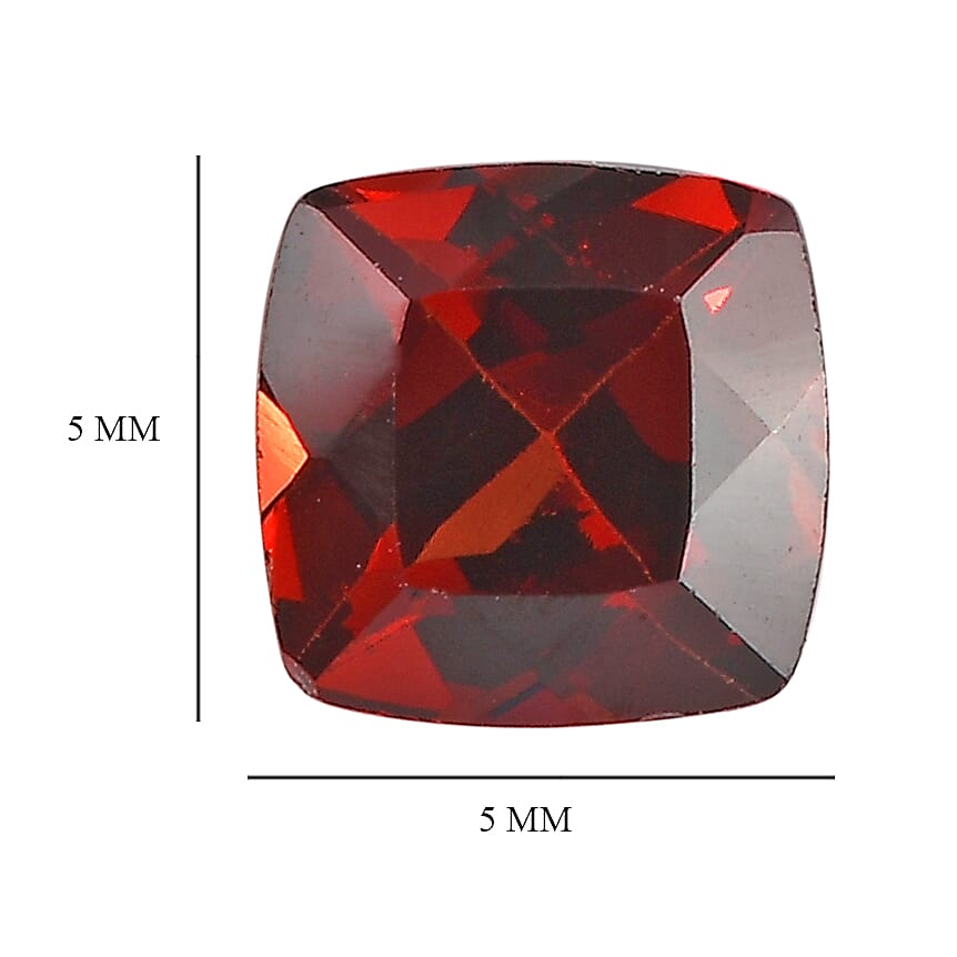 Set of 3 Mozambique Garnet Loose Gemstones in Cushion Shape 1.96 Ct. 8062268 4