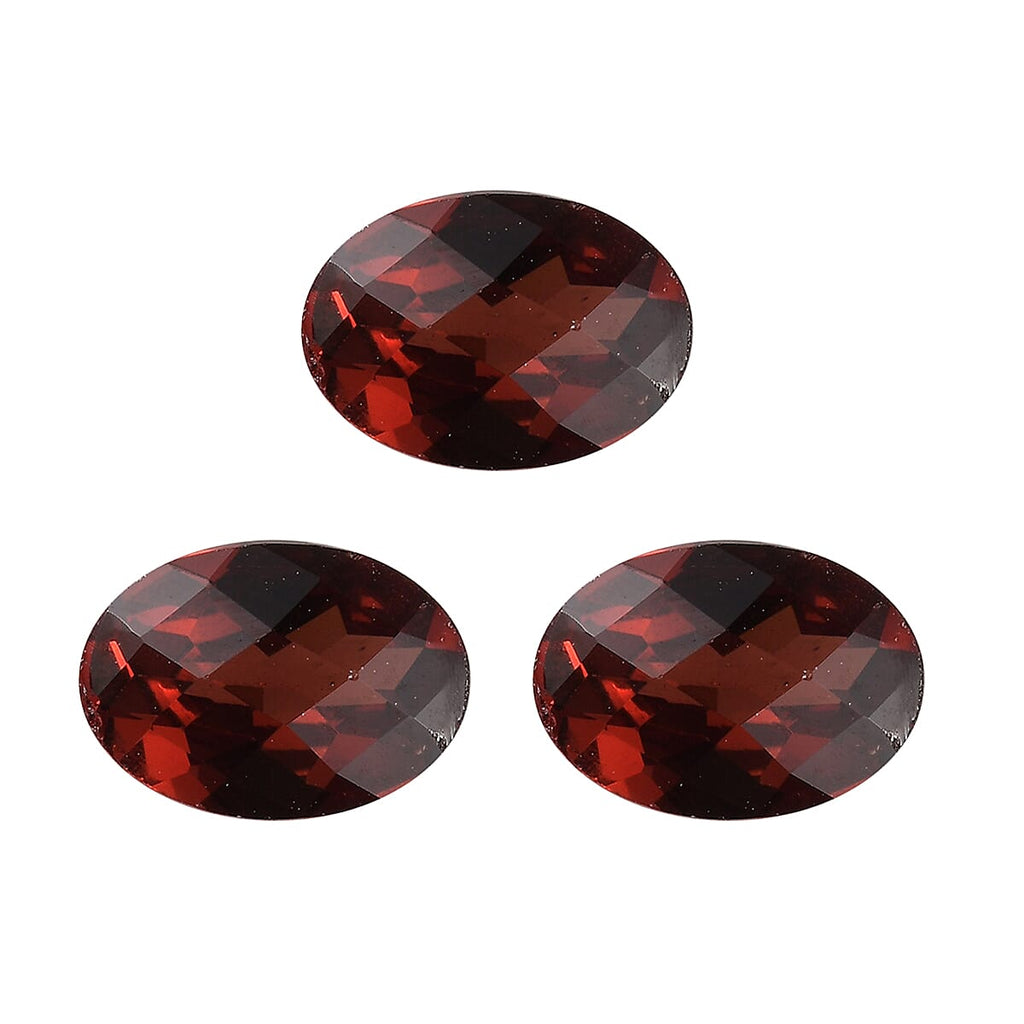 Mozambique Garnet Oval 7x5 mm