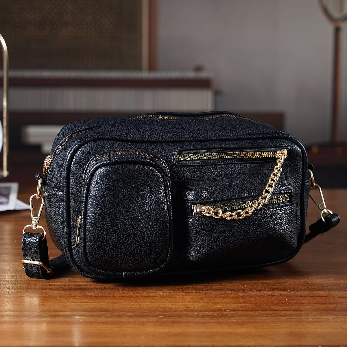 Multi-Pocket Crossbody Bag with Gold Chain Detail - Black 8252151 2
