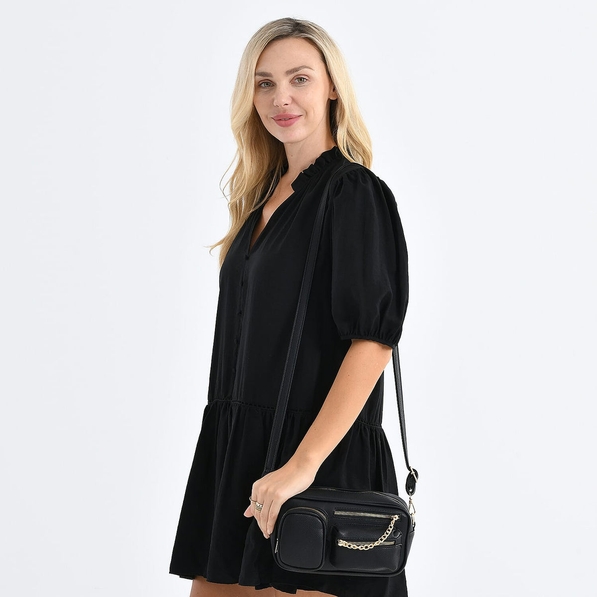 Multi-Pocket Crossbody Bag with Gold Chain Detail - Black 8252151 3