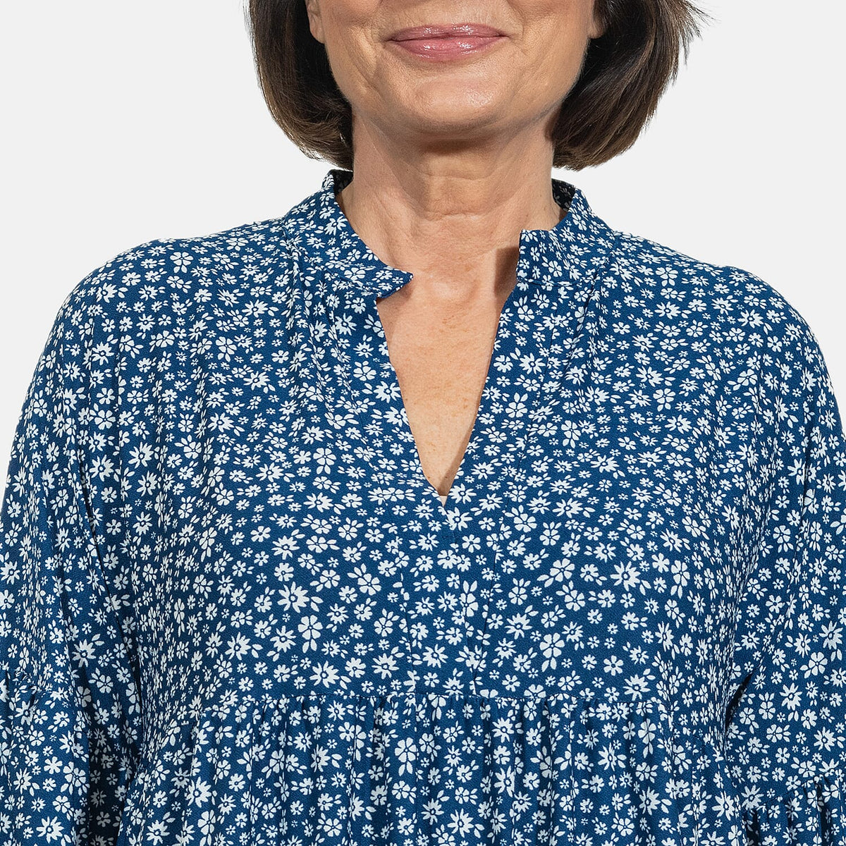 NOVA OF LONDON V-Neck Women's Smock Top - Navy 6367510 4