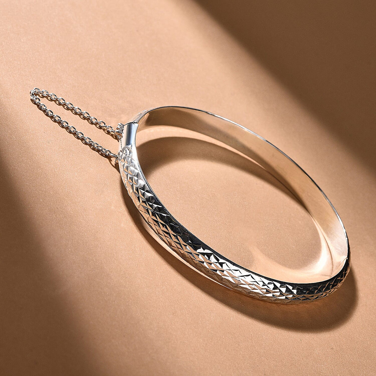 NY Close Out Sterling Silver Diamond Cut Design Bracelet (Size 7.5), Silver Wt. 9.00 Gms 7132012 1