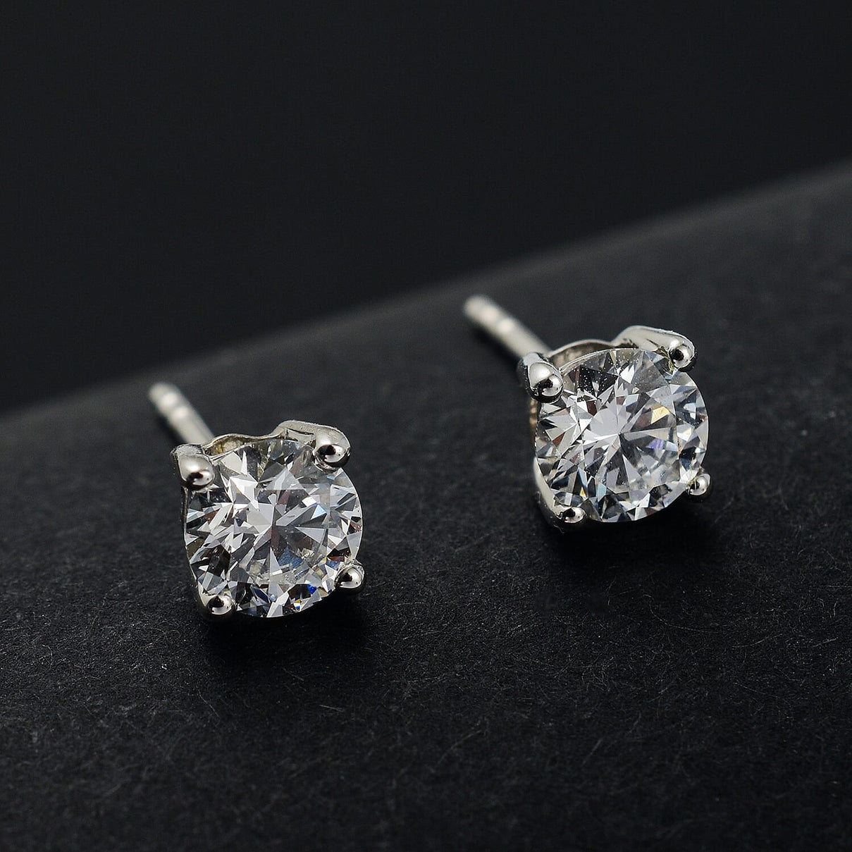 NY Closeout Luxuriant Diamond - 14K White Gold Certified Lab Grown Diamond (VS-EF) Earrings 1.00 Ct. 7712049 1