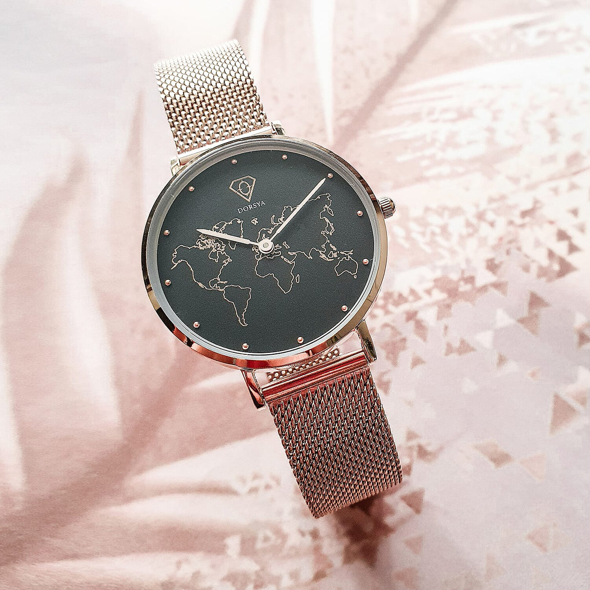 Neptune Carte du Monde Black-Rose Gold Mesh Watch 6070028 0