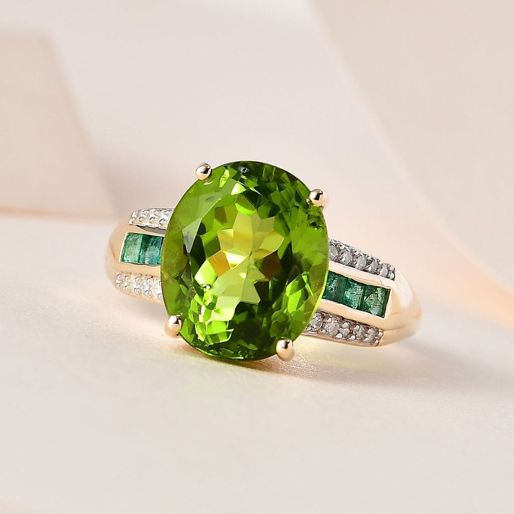 9K Yellow Gold Hebei Peridot, Zambian Emerald & Diamond Ring 5.60 Ct