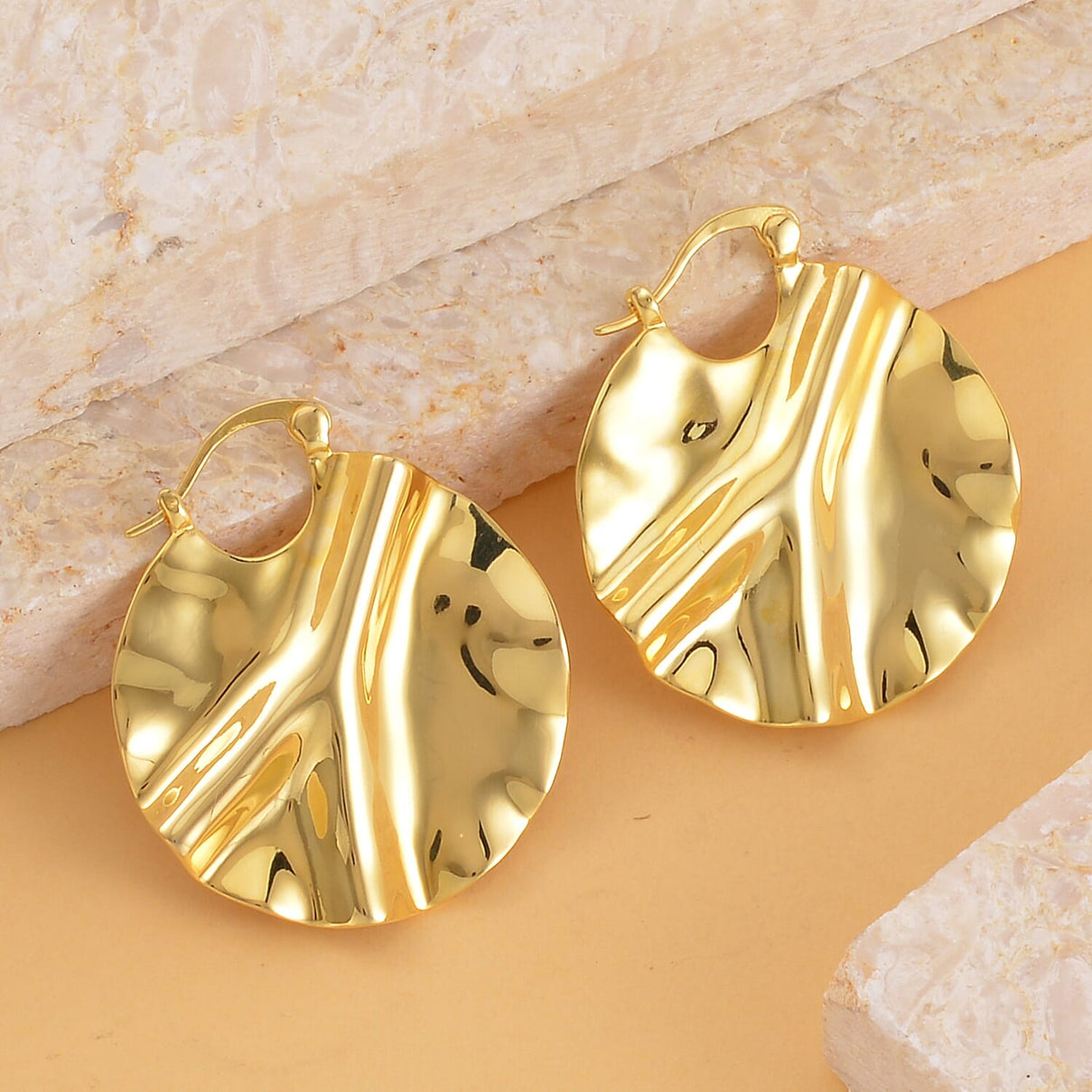 Round Earrings in Yellow Gold Tone 7623057 1