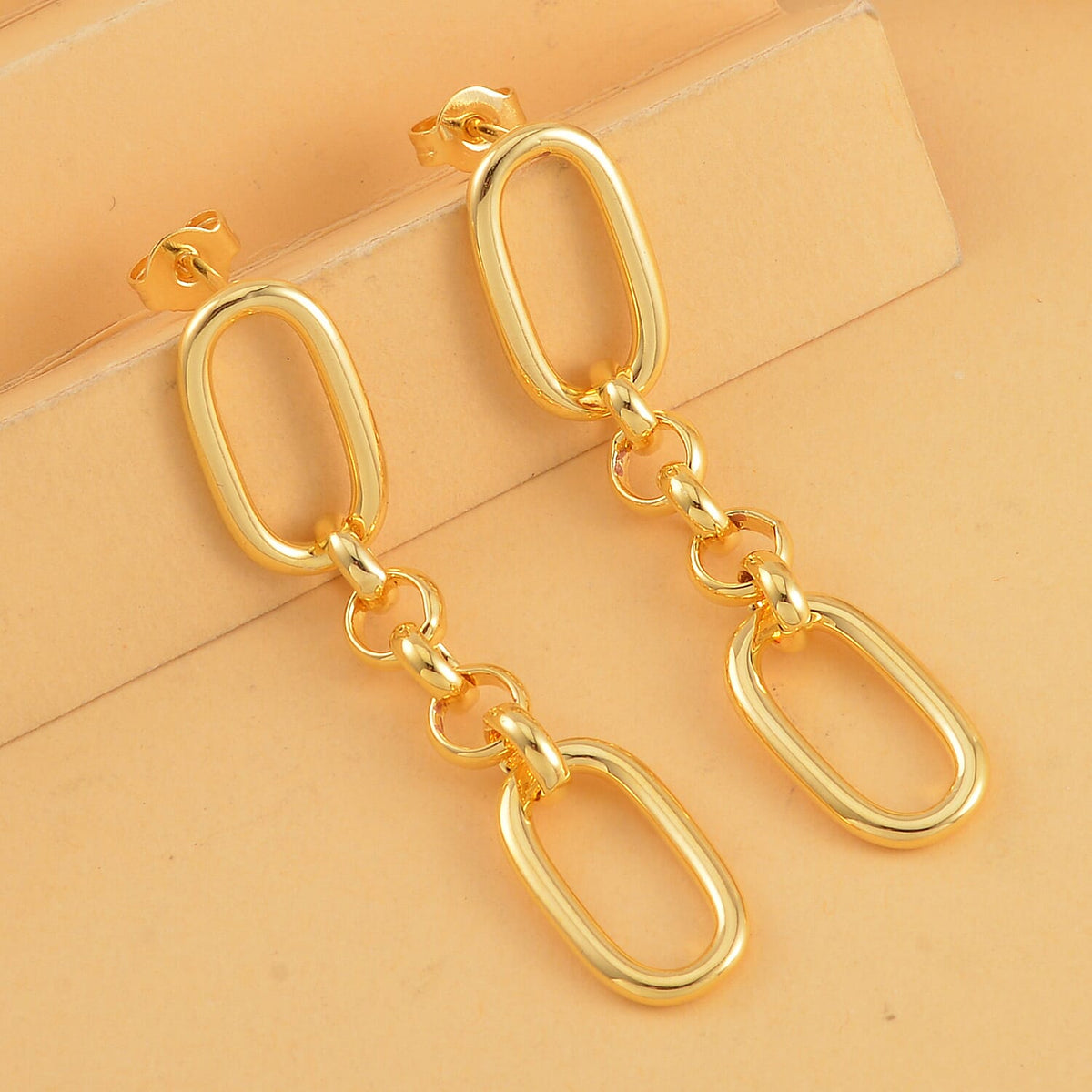 Chain Earrings in Yellow Gold Tone 7623092 2