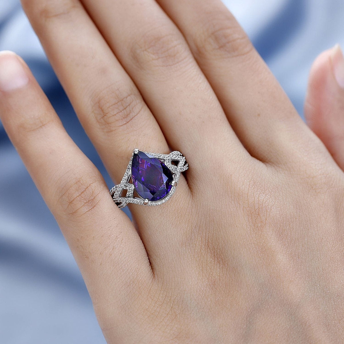 Moroccan Amethyst and Natural Zircon Ring in Platinum Overlay Sterling Silver 6.01 Ct 7575079 2