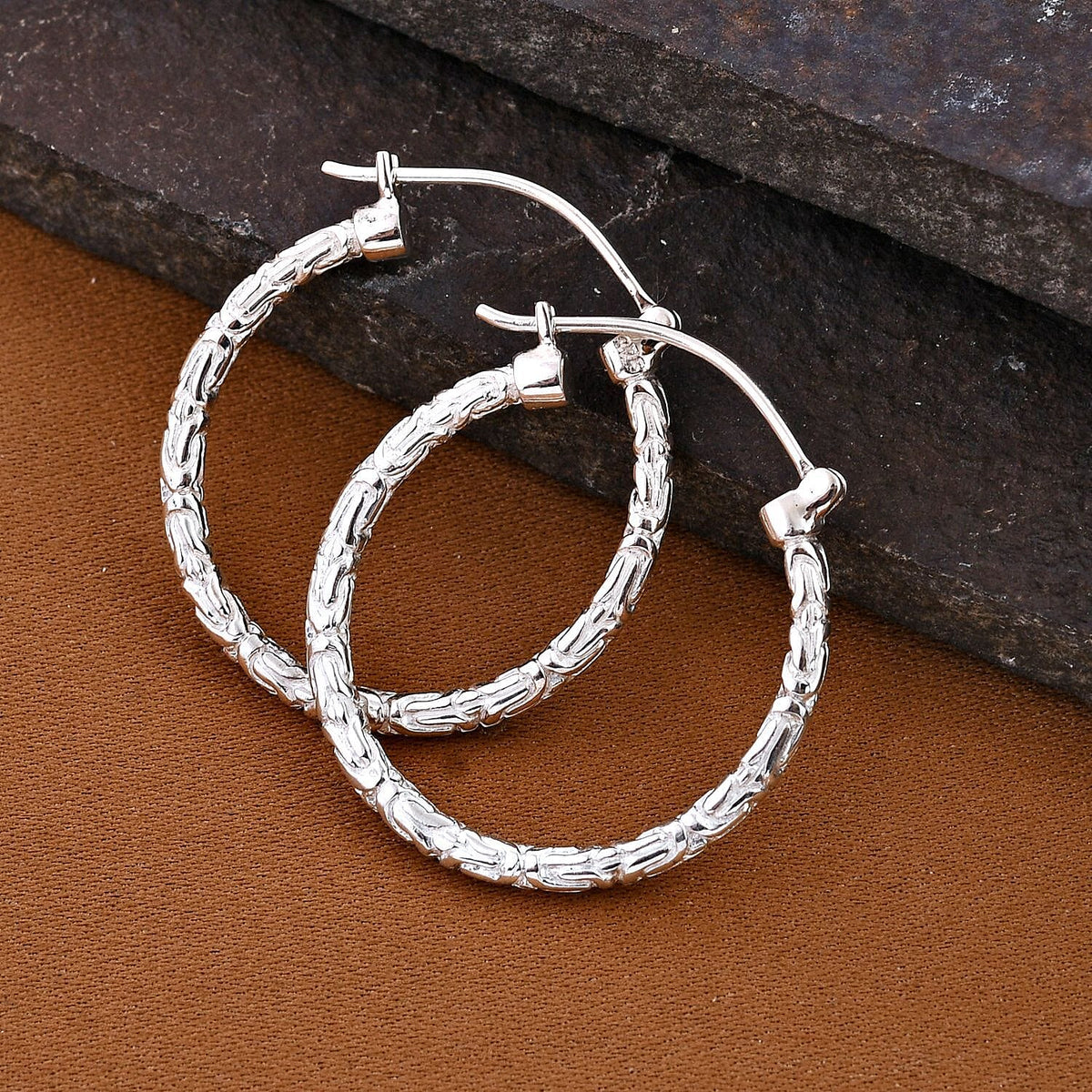 Royal Bali Collection - Sterling Silver Borobudur Hoop Earrings with Clasp 7620928 3