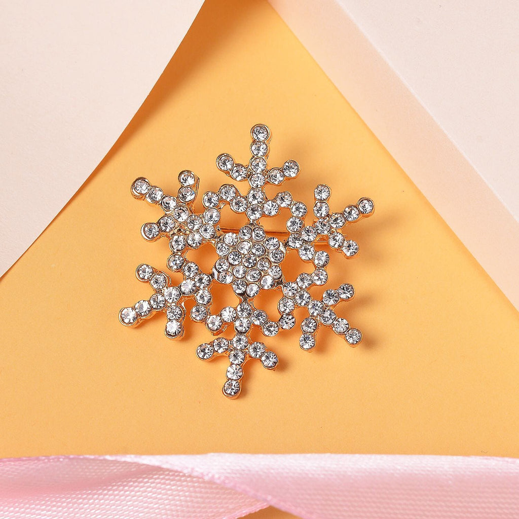 White Crystal  Brooch 0.01 ct  0.010  Ct.