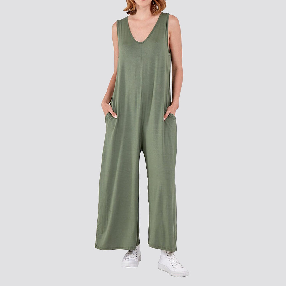 Wild Flower - Sleeveless Plain V-Neck Jumpsuit 7829086 0
