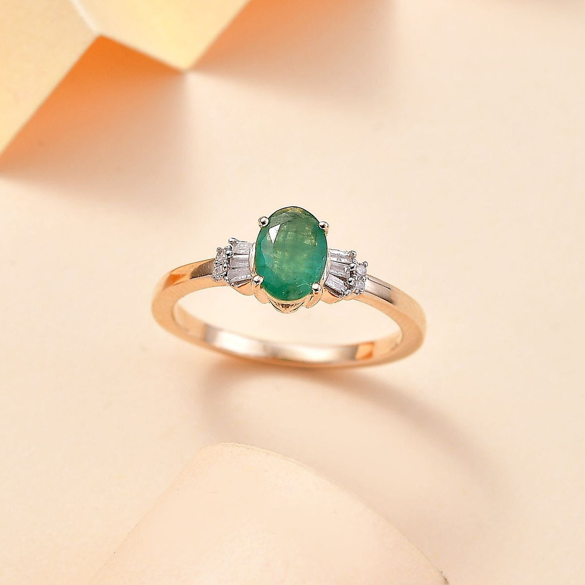 9K Yellow Gold Emerald and White Diamond Ring 7863871 3