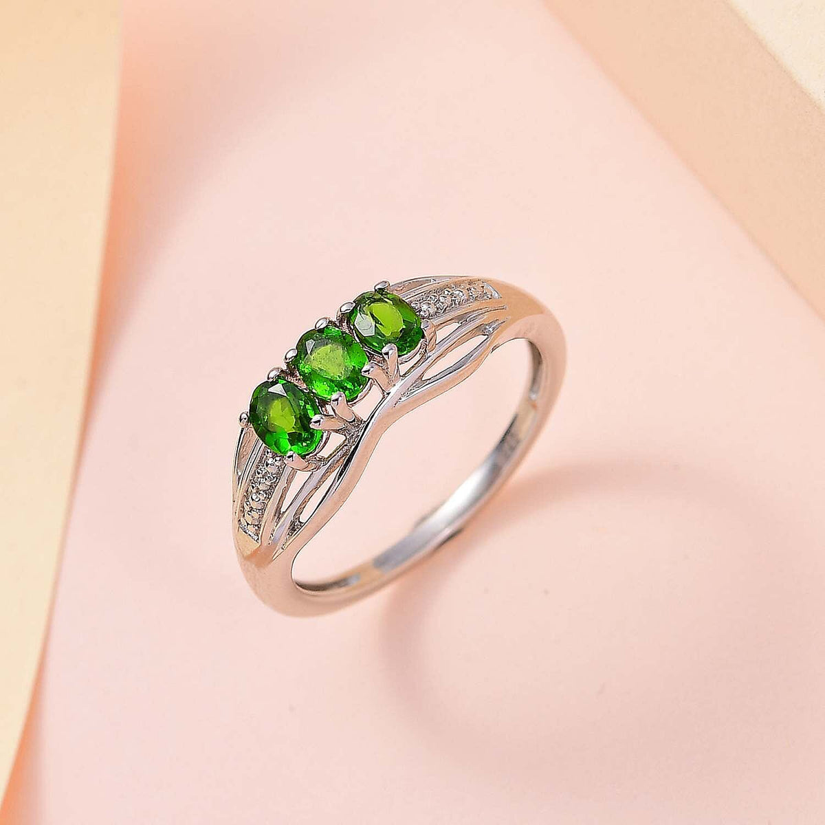 One Time Deal- Chrome Diopside 3 Stone Ring in Platinum Overlay Sterling Silver V32513370 2
